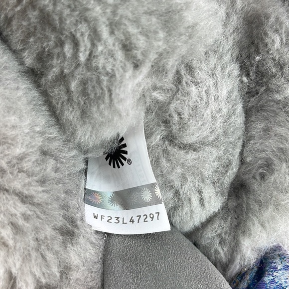 🍁 UGG 🍁 BAILEY BOW ABSTRACT SPLATTER BOOTS - Picture 13 of 14